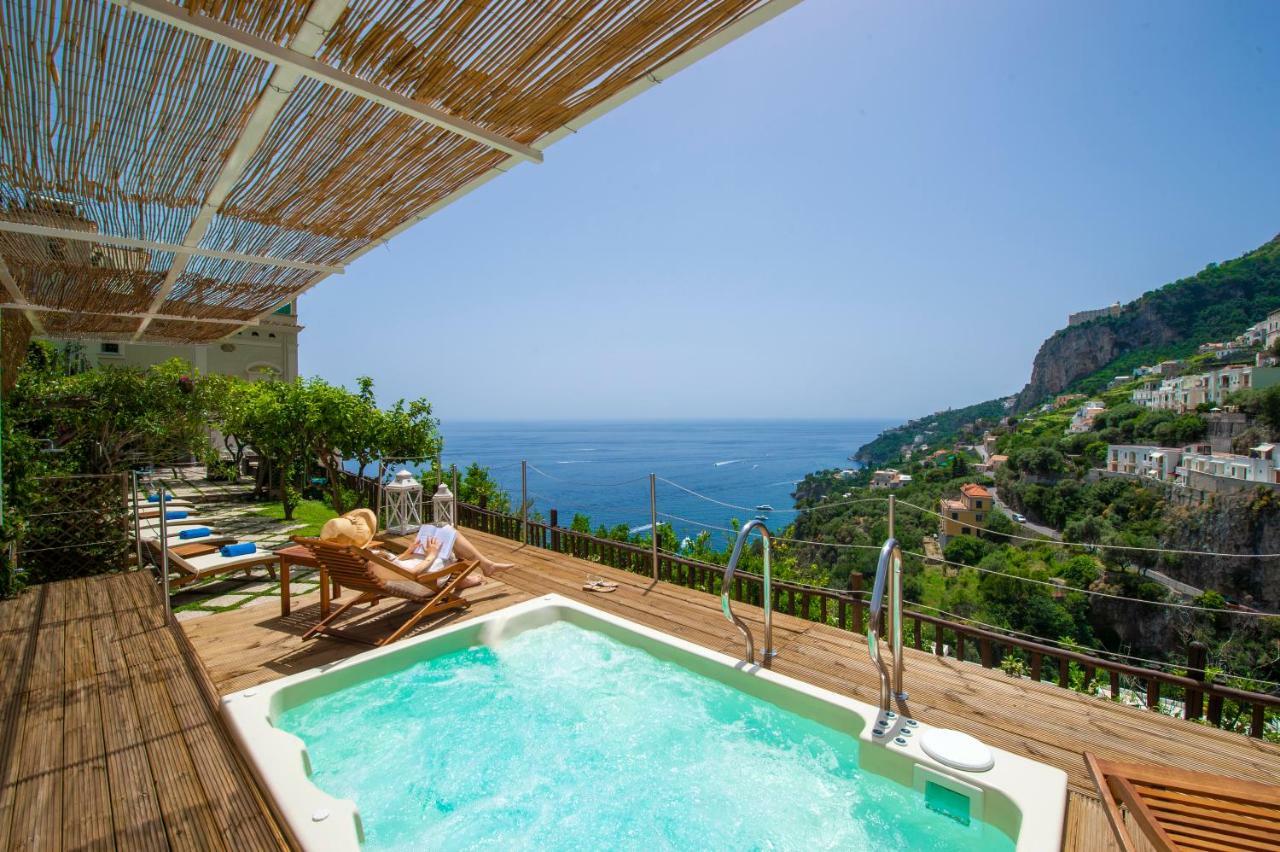 Villa Lauro Old Chapel Amalfi Exteriör bild